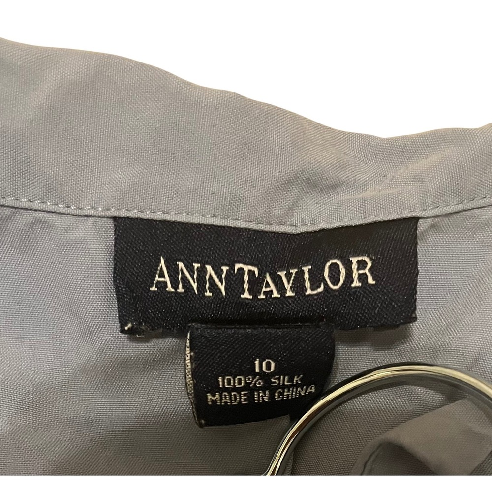 Ann Taylor 100% Silk Chiffon Blue Sleeveless Blouse Size 10 - Picture 7 of 7